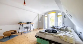 von_poll_real_estate_property_2025344092_image_9