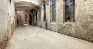 von_poll_real_estate_property_2025344099_image_11