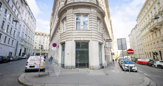 von_poll_real_estate_property_2025344099_image_0