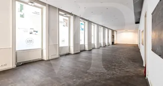 von_poll_real_estate_property_2025344099_image_4