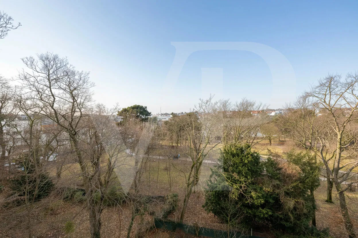 Zentral gelegene ruhige 4-Zimmerwohnung mit zwei Balkonen in Wien Sievering