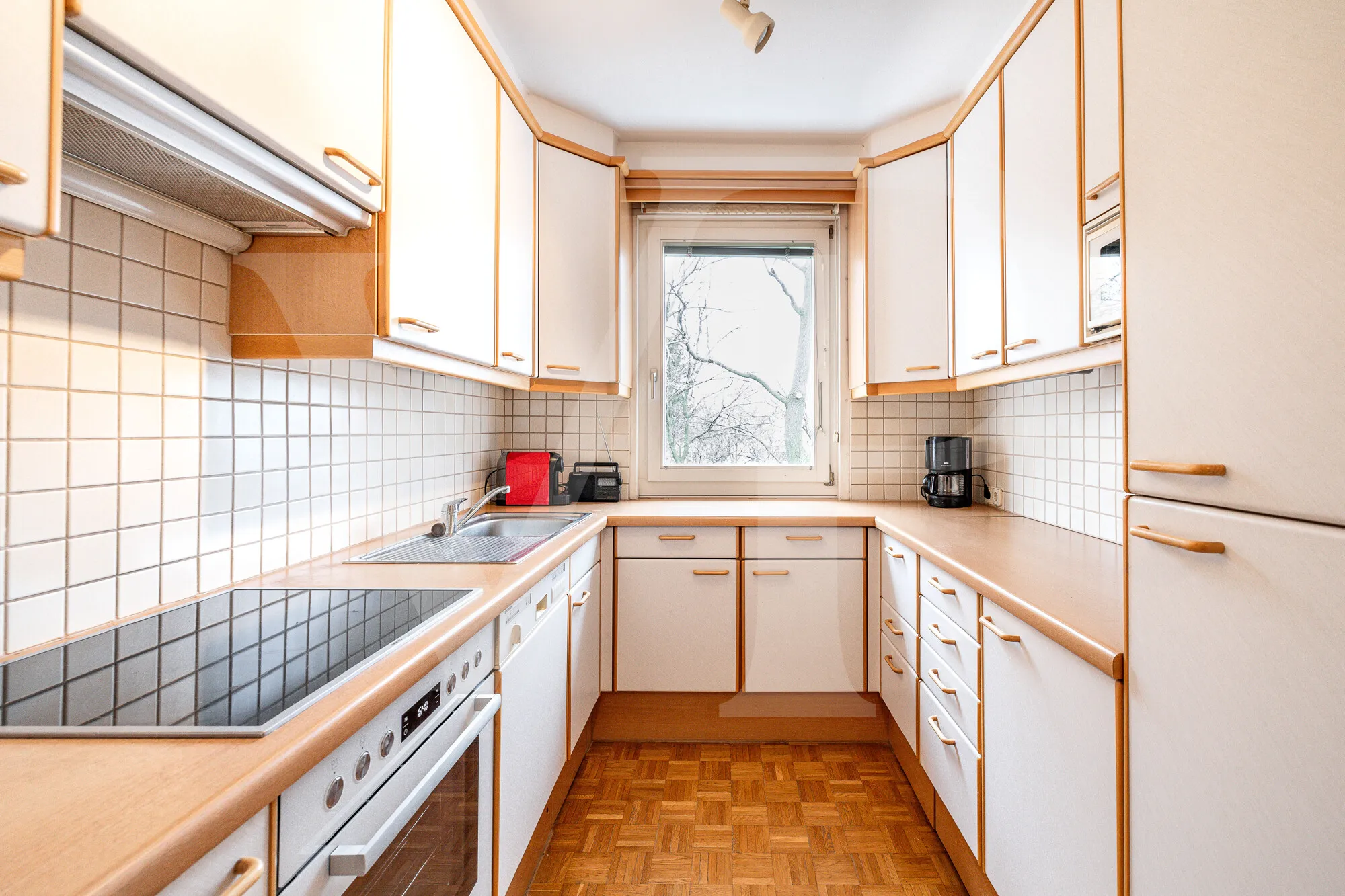 Zentral gelegene ruhige 4-Zimmerwohnung mit zwei Balkonen in Wien Sievering