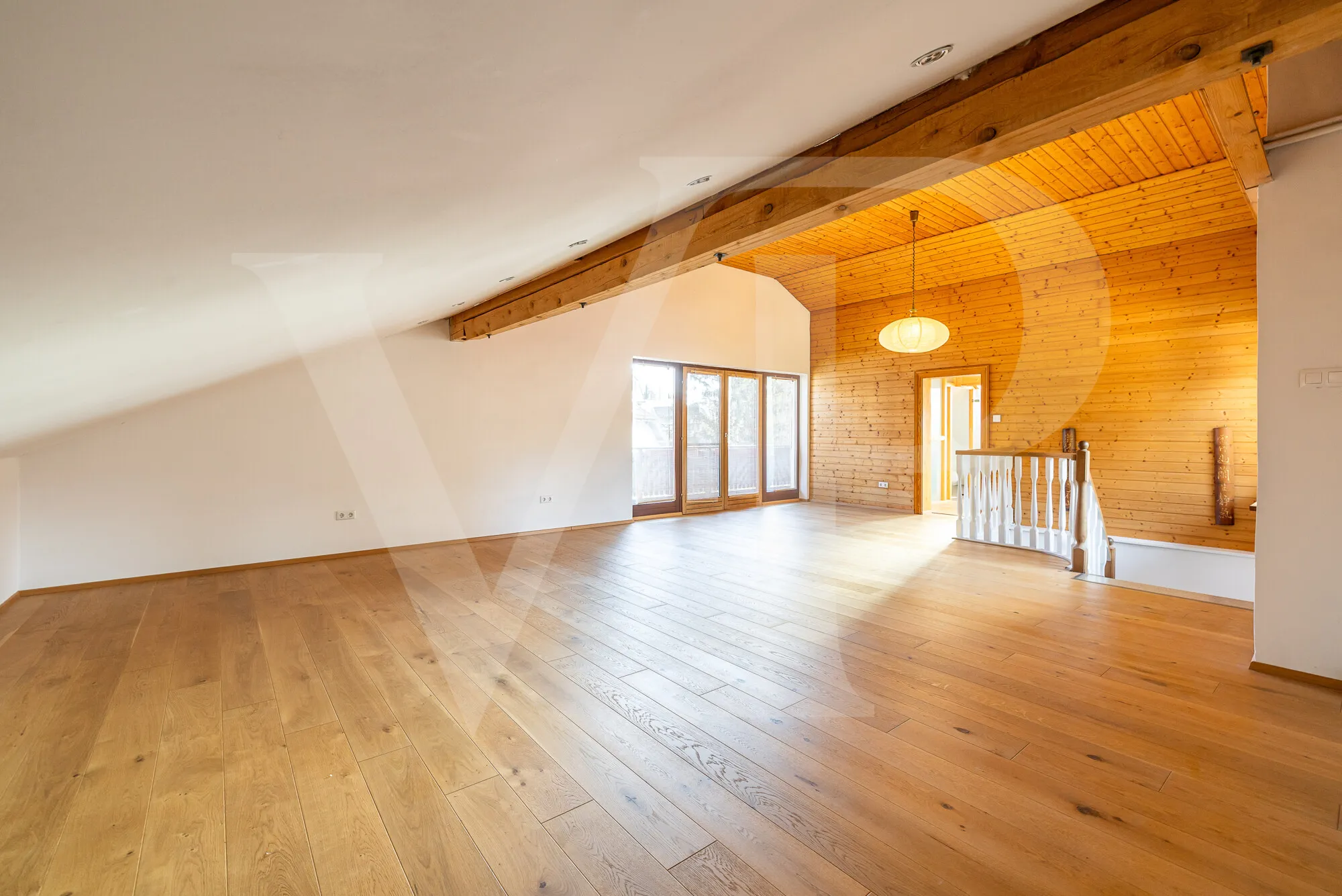 Modernes Einfamilienhaus mit Wohnkomfort und sonnigem Gartenambiente am Ölberg