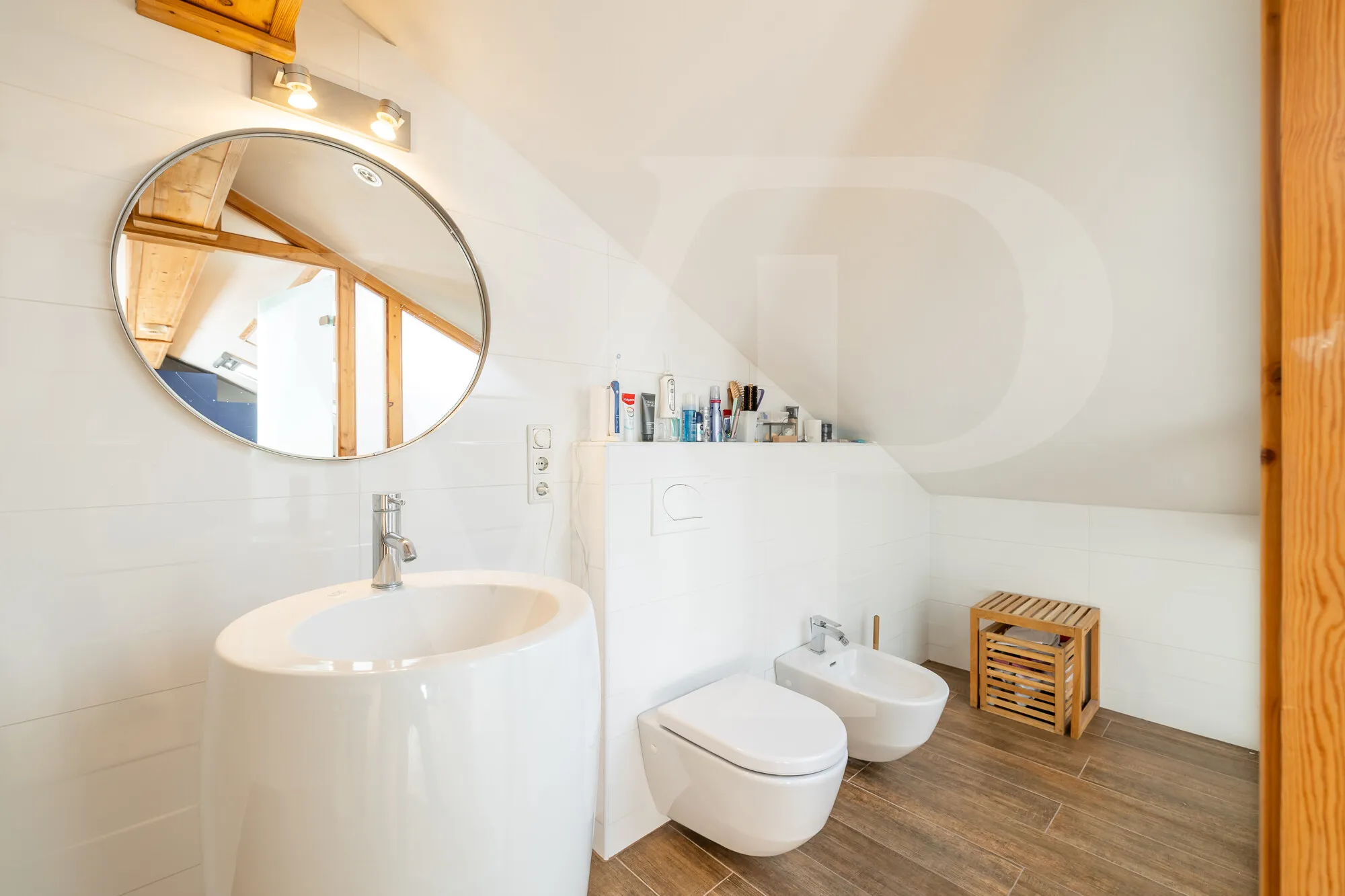 Modernes Einfamilienhaus mit Wohnkomfort und sonnigem Gartenambiente am Ölberg