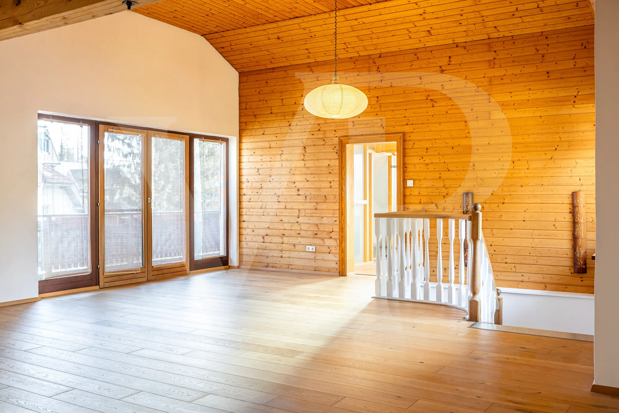 Modernes Einfamilienhaus mit Wohnkomfort und sonnigem Gartenambiente am Ölberg