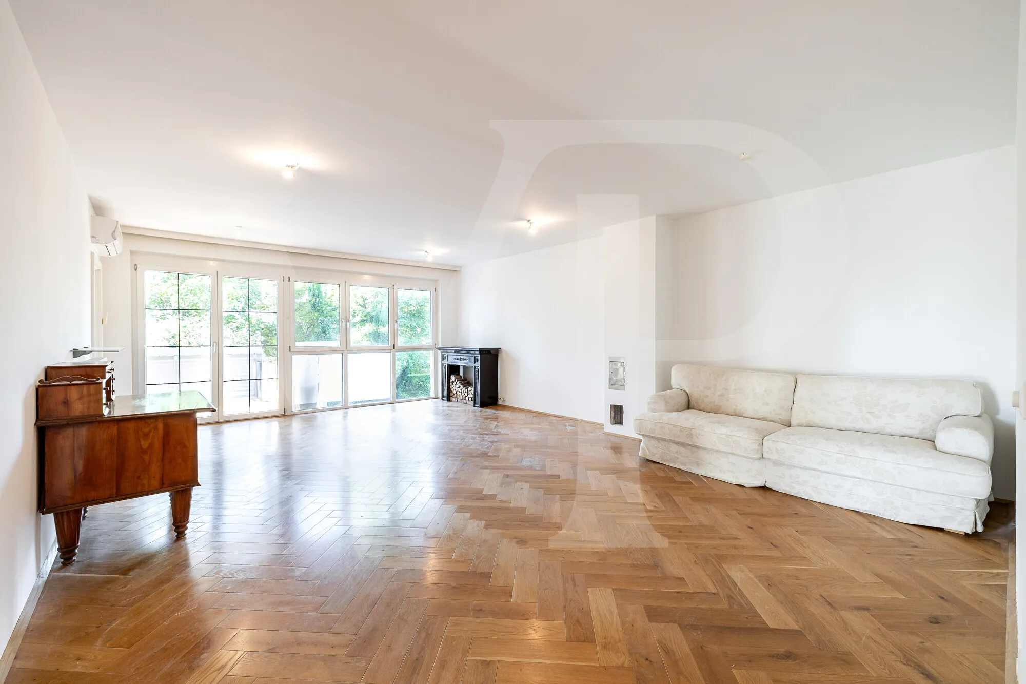 Großzügige 4,5-Zimmer-Wohnung mit Terrasse, Sauna und Klimaanlage in Brunn am Gebirge
