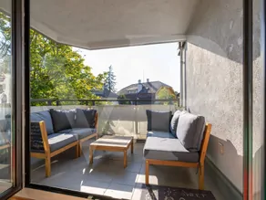 Großzügige 4-Zimmer-Wohnung mit zwei Loggien und Garage