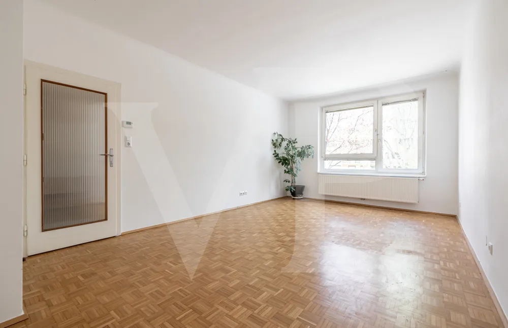 4-Zimmer Wohnung mit Gestaltungspotential und Gemeinschaftsgarten - Nähe Pfarrwirt