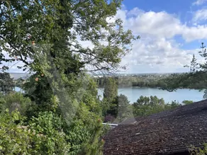 Idyllisches Kleingartenhaus mit Blick über die Donau in 1190 Wien
