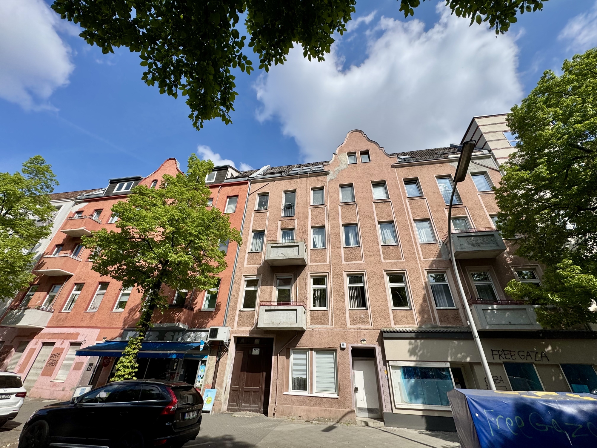 Straßenansicht
