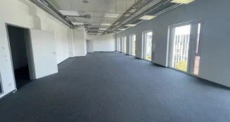 von_poll_real_estate_property_25343200_image_2