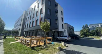 von_poll_real_estate_property_25343202_image_0