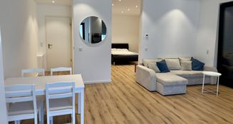 von_poll_real_estate_property_25343209_image_1