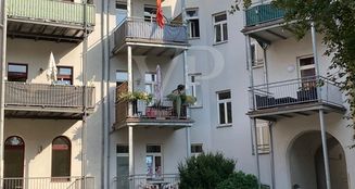 von_poll_real_estate_property_EA942-1_image_3