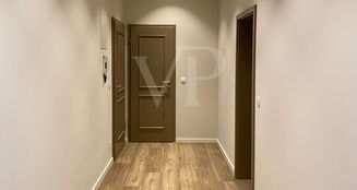 von_poll_real_estate_property_EA942-1_image_5