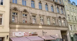 von_poll_real_estate_property_EA942-3_image_2