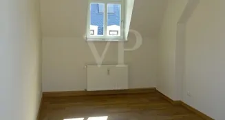 von_poll_real_estate_property_EA942-3_image_6