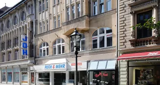 von_poll_real_estate_property_EA942_2_image_2