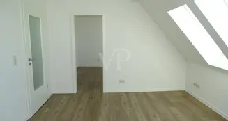 von_poll_real_estate_property_EA942_2_image_5