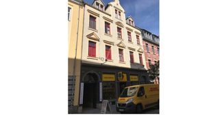 von_poll_real_estate_property_EA942-7_image_1