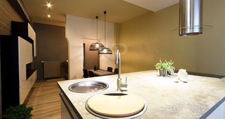 von_poll_real_estate_property_EA942-7_image_10