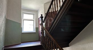 von_poll_real_estate_property_UQ831_image_5