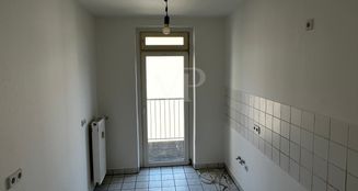 von_poll_real_estate_property_UQ831_image_10