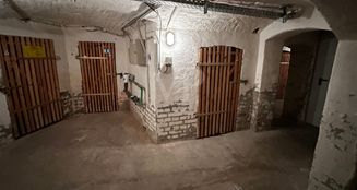 von_poll_real_estate_property_FX284_image_7