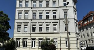 von_poll_real_estate_property_WG725_image_0