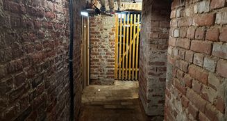von_poll_real_estate_property_WG725_image_9