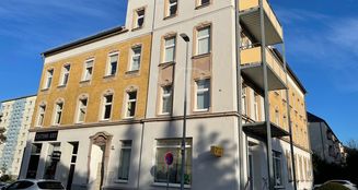 von_poll_real_estate_property_QQ638_1_image_1