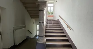 von_poll_real_estate_property_QQ638-3_image_3