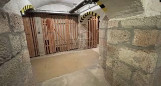 von_poll_real_estate_property_QQ638_3_image_5