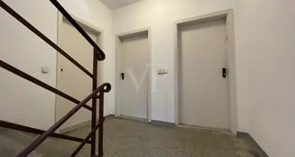 von_poll_real_estate_property_QQ638_2_image_18