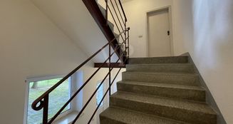 von_poll_real_estate_property_QQ638_2_image_17