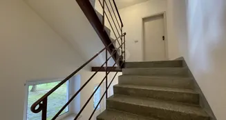 von_poll_real_estate_property_QQ638_2_image_17