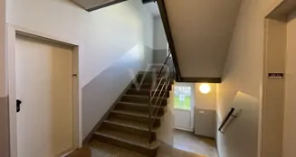 von_poll_real_estate_property_QQ638_2_image_4