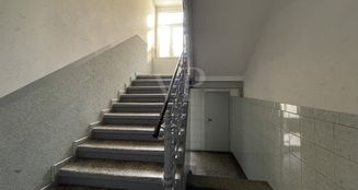 von_poll_real_estate_property_QQ638-4_image_4