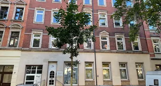 von_poll_real_estate_property_QQ638-4_image_2