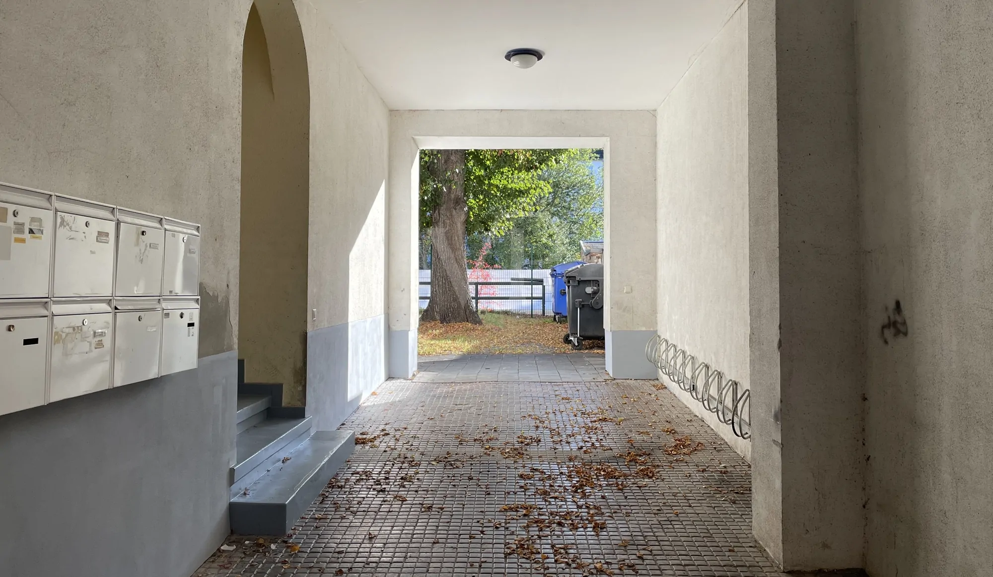 Glockenstraße 14 Durchgang