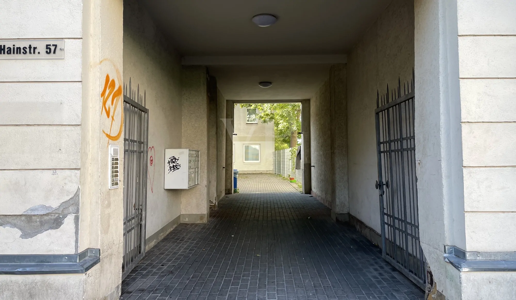 Hainstraße 57 Durchgang