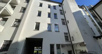 von_poll_real_estate_property_QQ638-8_image_3