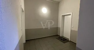 von_poll_real_estate_property_QQ638-7_image_6