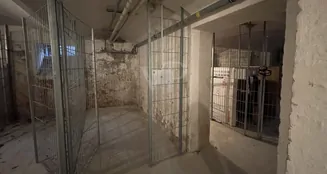 von_poll_real_estate_property_QQ638-7_image_7