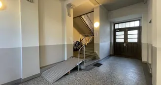 von_poll_real_estate_property_QQ638-7_image_4