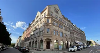 von_poll_real_estate_property_QQ638-7_image_0