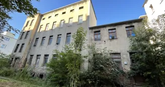 von_poll_real_estate_property_QQ638-10_image_4