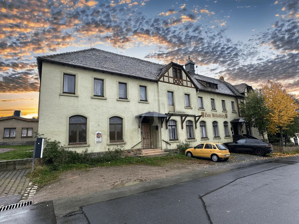 VON POLL Immobilien