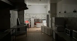 von_poll_real_estate_property_26441COM01_image_8