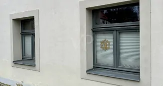 von_poll_real_estate_property_25441COM8_image_4